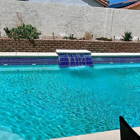 Amazing Heated Pool And Private Hot Tub 3Br In Heart Of Lv Villa Лас Вегас Екстериор снимка