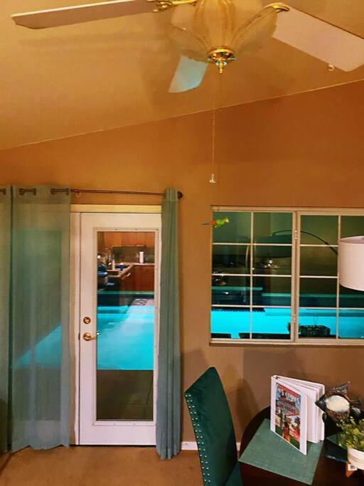 Amazing Heated Pool And Private Hot Tub 3Br In Heart Of Lv Villa Лас Вегас Екстериор снимка